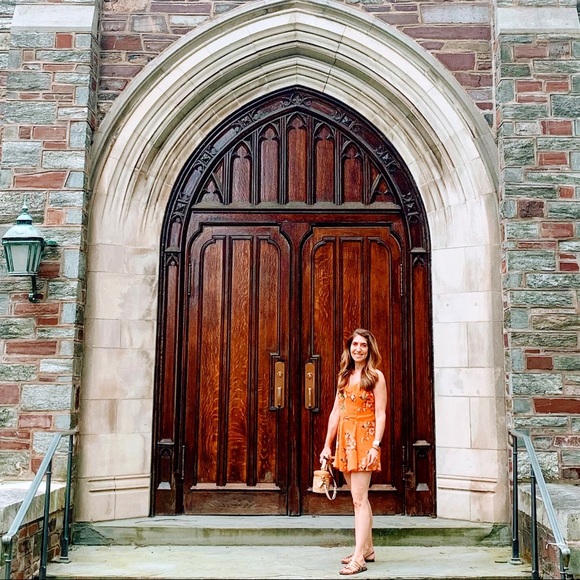 Hi, I’m Lynore! - Picture 5 of 5